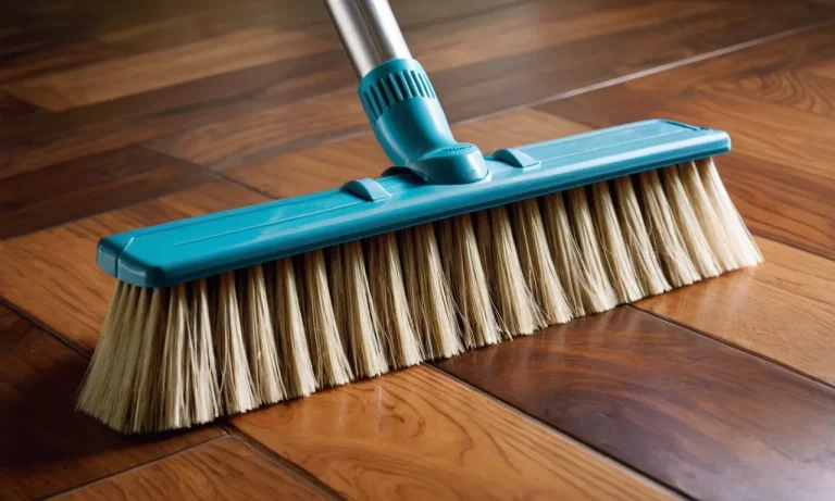 I Tested And Reviewed 10 Best Broom For Hardwood Floors And Pet Hair (2023)
